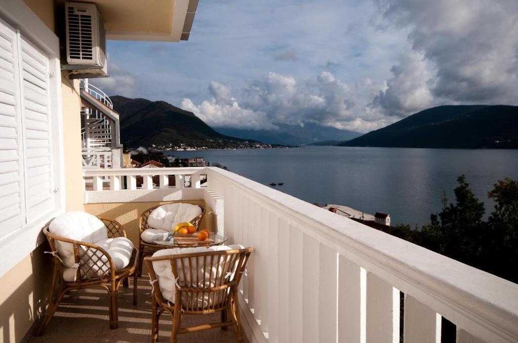Villa Tenžera Herceg Novi Camera foto